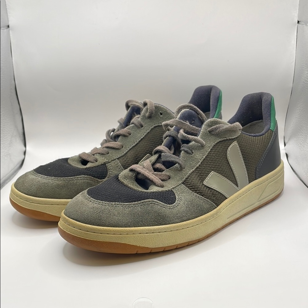 Veja Sneakers - Green / Navy - 43